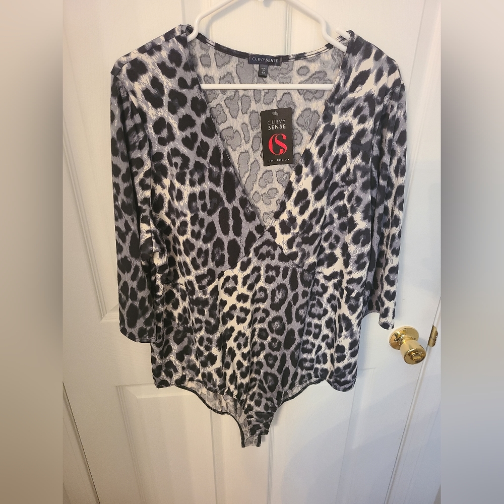 NWT Curvy Sense Animal print bodysuit NWT Size 4X Black/White/Gray